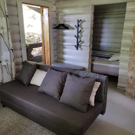 Lyhdyn Tila 카리나