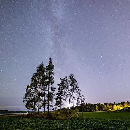 Lyhdyn Tila 호텔 3*