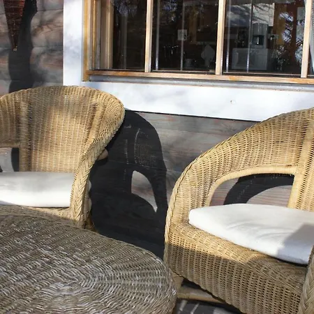 Lyhdyn Tila Hotel