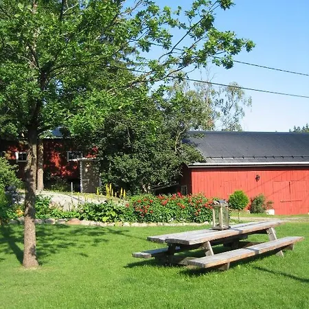 Lyhdyn Tila 호텔 3*