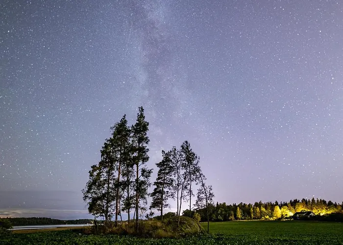 Lyhdyn Tila Hotelli 3*